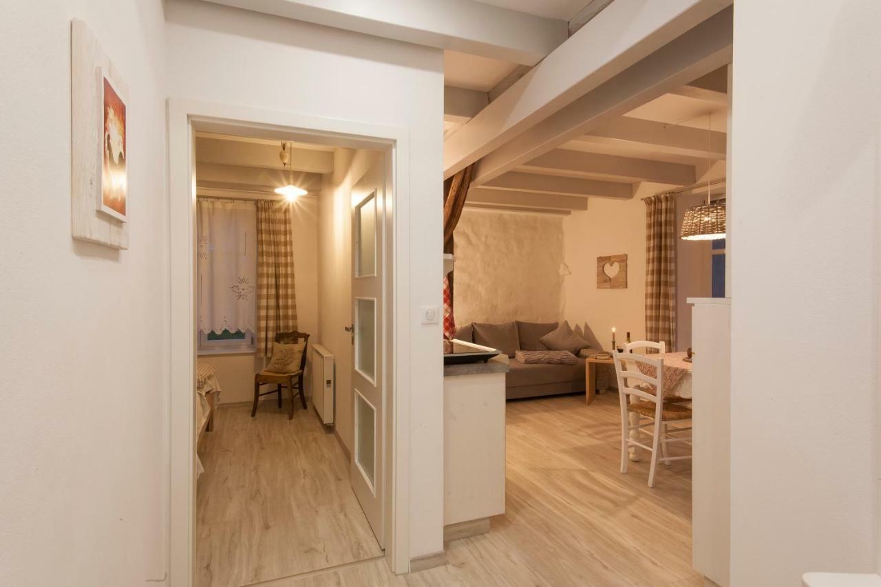 La Maison Au Vert Melincourt Ngoại thất bức ảnh